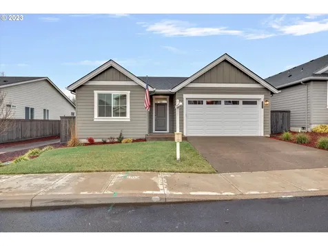 1763 N Broadway Street Estacada OR 97023