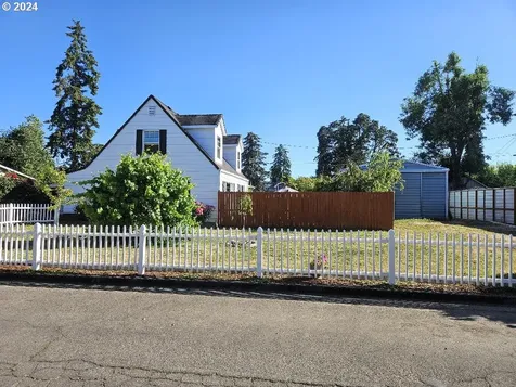 1150 Geer Avenue Cottage Grove OR 97424
