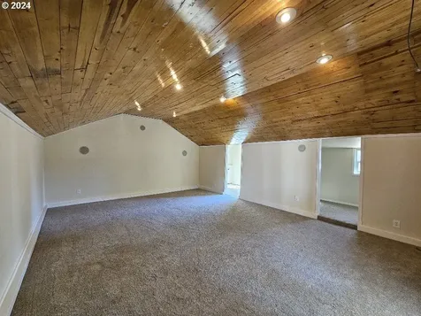1150 Geer Avenue Cottage Grove OR 97424