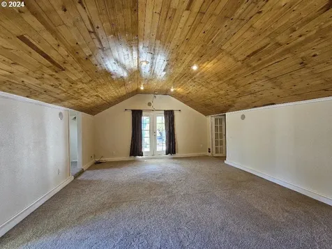1150 Geer Avenue Cottage Grove OR 97424