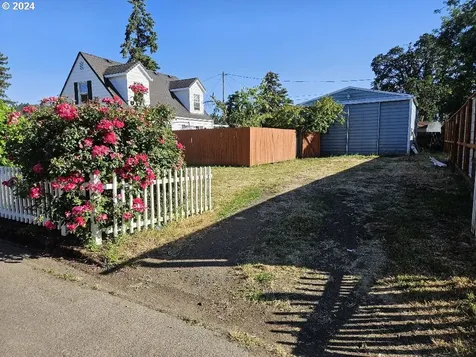 1150 Geer Avenue Cottage Grove OR 97424
