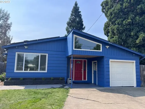 344 W Susan Street Roseburg OR 97471