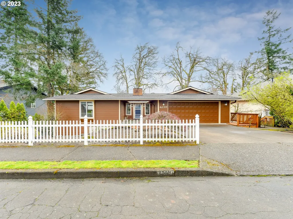 4259 Riverview Drive West Linn OR 97068