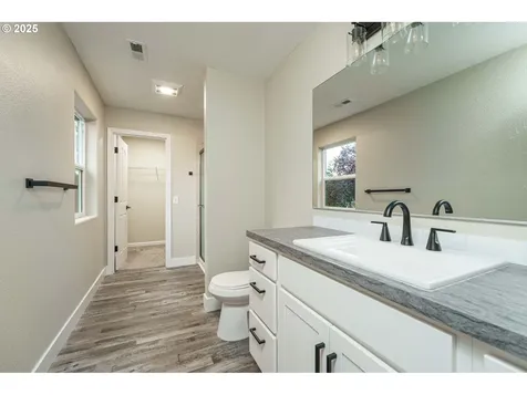19451 Prairie View Terrace Oregon City OR 97045