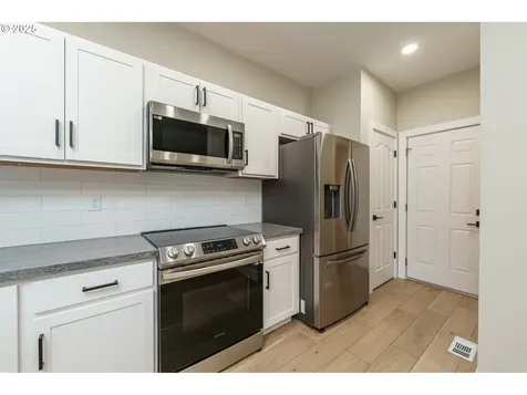 19451 Prairie View Terrace Oregon City OR 97045
