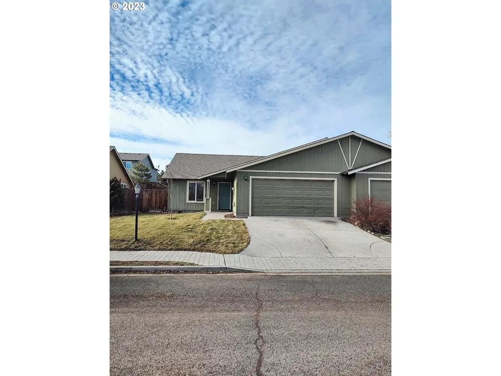 804 Se Maliah Avenue Madras OR 97741