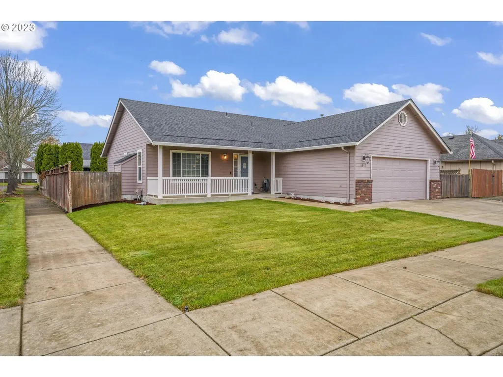 6057 Mondavi Lane Eugene OR 97402