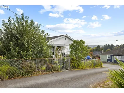 505 SW Tichenor Street Clatskanie OR 97016