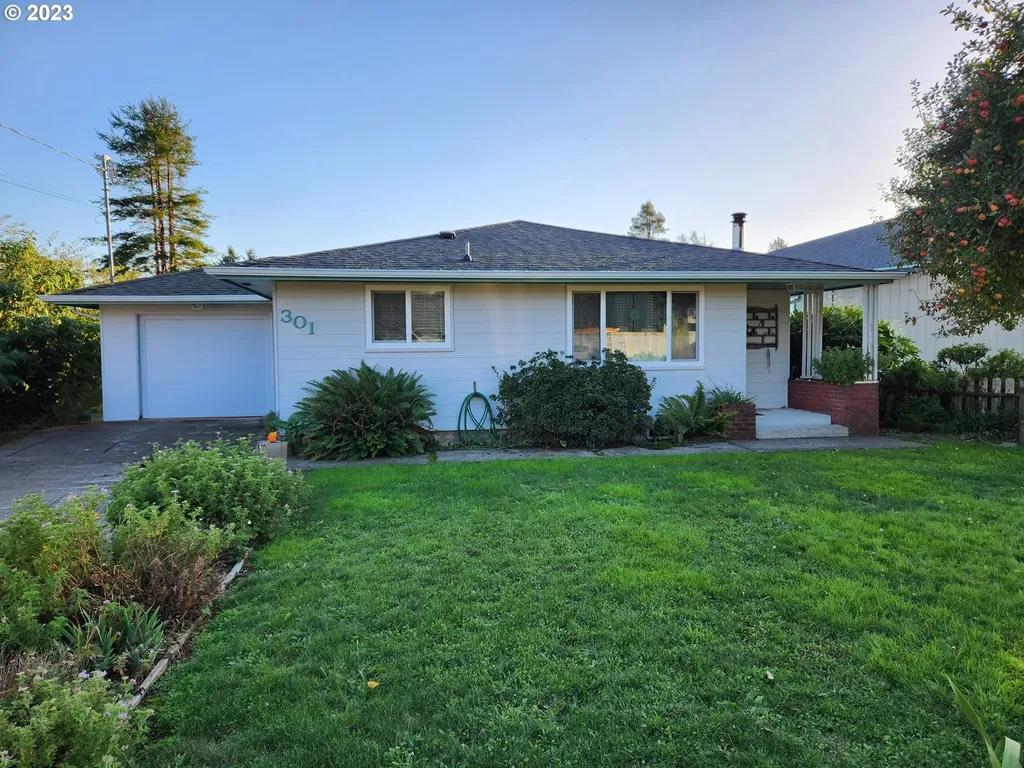 301 Maple Street Brookings OR 97415