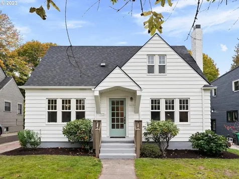 3417 Ne 11th Avenue Portland OR 97212