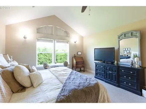 1615 4th Street Hood River OR 97031