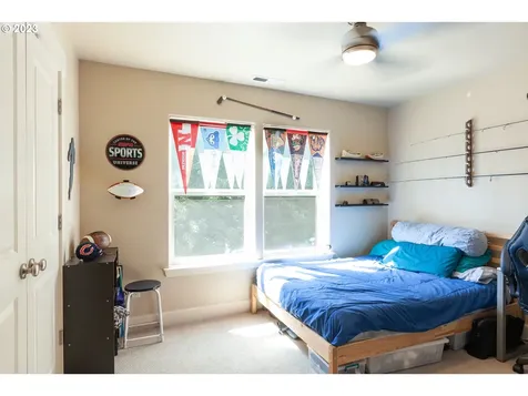 1615 4th Street Hood River OR 97031