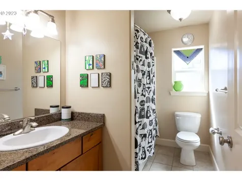 1615 4th Street Hood River OR 97031