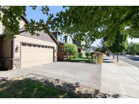 1615 4th Street Hood River OR 97031
