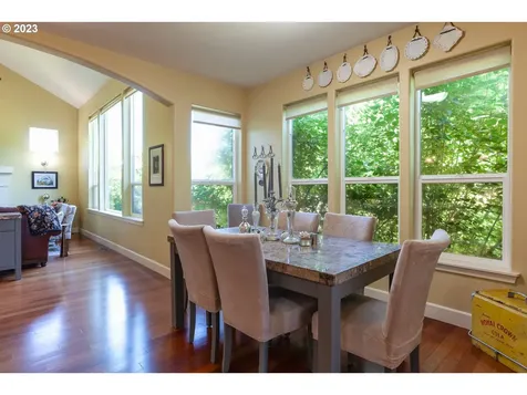 1615 4th Street Hood River OR 97031