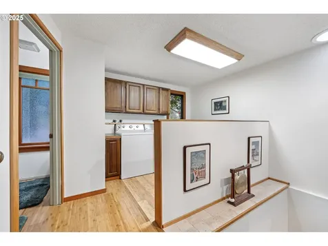 1867 Fircrest Drive Eugene OR 97403