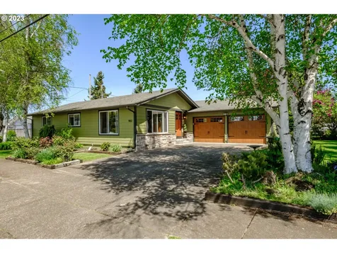 983 S 12th Street Lebanon OR 97355