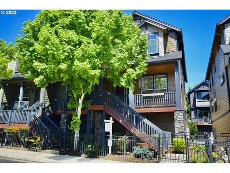 1479 Ne Alexandria Place Hillsboro OR 97124