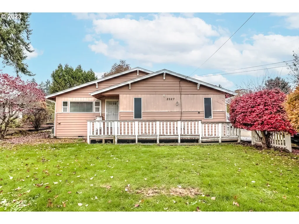 2027 E Main Street Hillsboro OR 97123