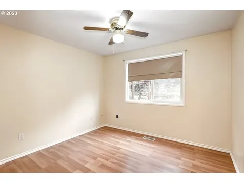 2027 E Main Street Hillsboro OR 97123