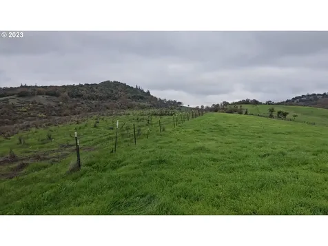 2850 Roberts Creek Road Roseburg OR 97470
