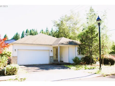 14202 SE Territory Drive Clackamas OR 97015