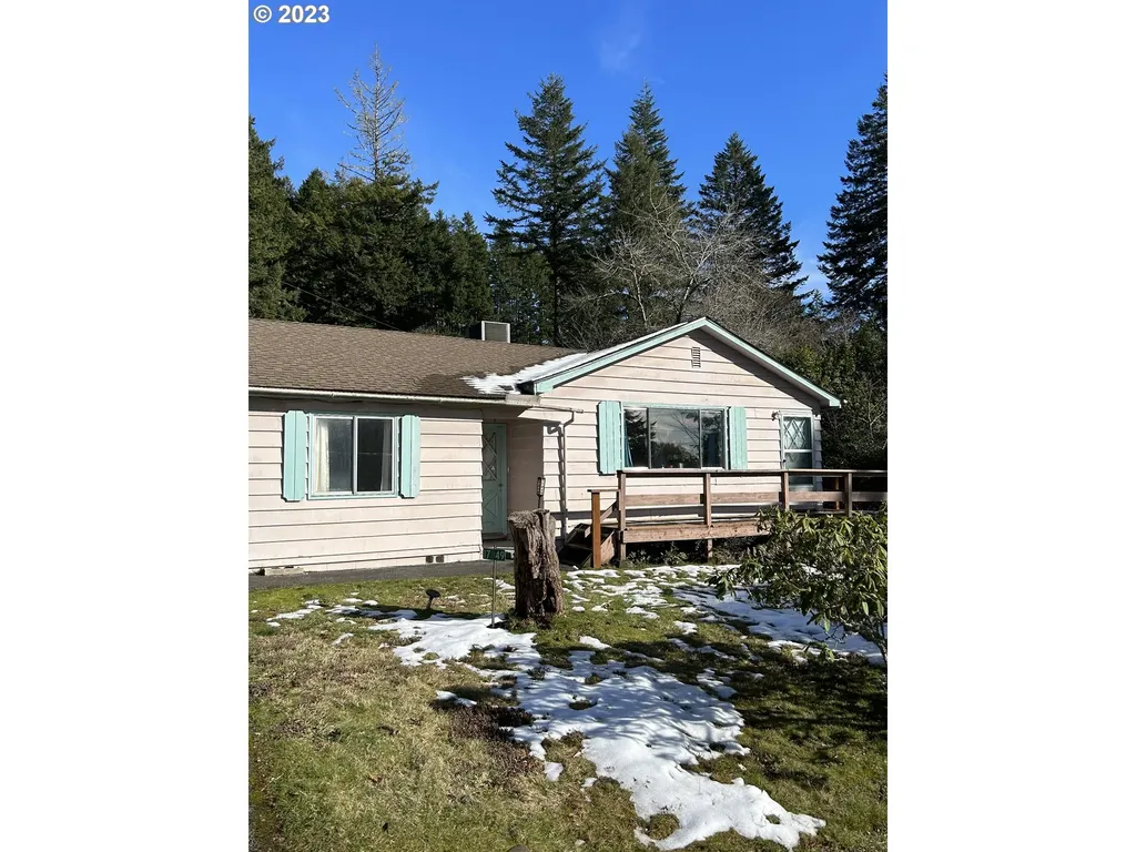 17849 Aqua Vista Lane Brookings OR 97415