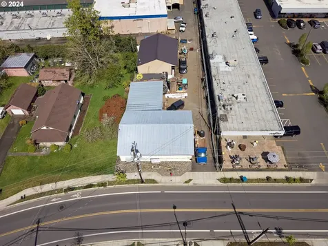 446 Mcclaine Street Silverton OR 97381