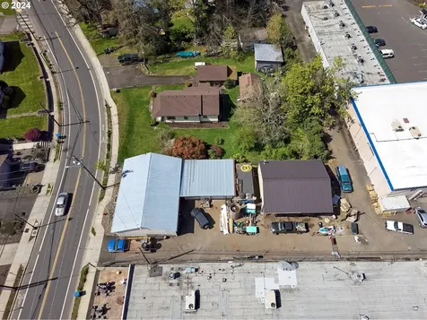 446 Mcclaine Street Silverton OR 97381