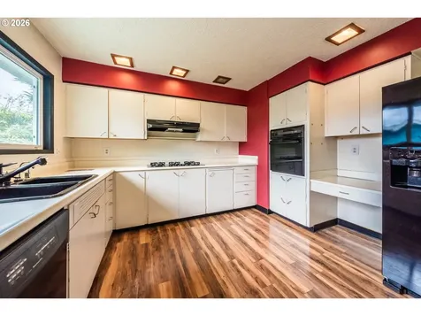 3027 NE 32nd Drive Lincoln City OR 97367
