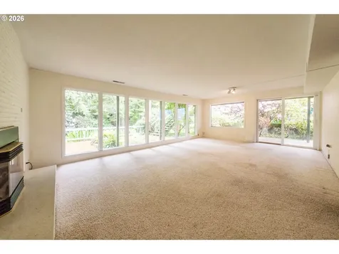 3027 NE 32nd Drive Lincoln City OR 97367