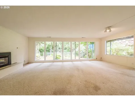 3027 NE 32nd Drive Lincoln City OR 97367