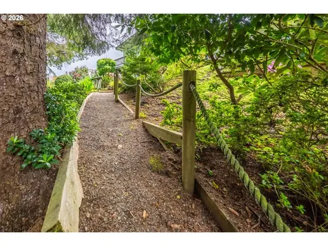 3027 NE 32nd Drive Lincoln City OR 97367