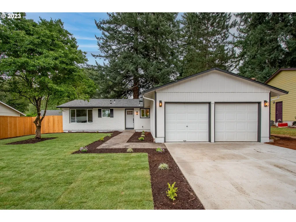 3770 SE Pelton Avenue Troutdale OR 97060