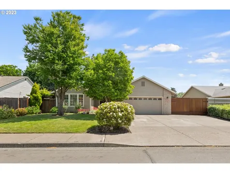 800 Se 31st Court Hillsboro OR 97123