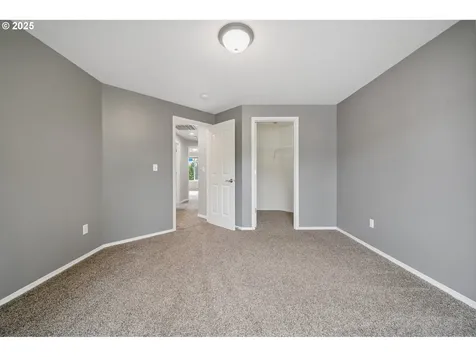 4204 SE 180th Court Vancouver WA 98683