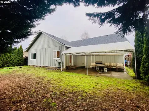 1350 Napa Valley Lane Eugene OR 97404