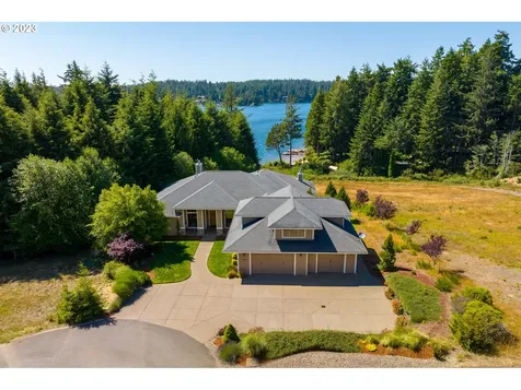 83580 Sauter Drive Florence OR 97439