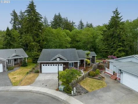724 Ocean Court Hammond OR 97121