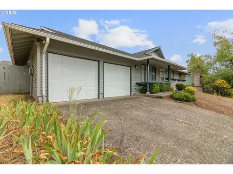545 Ne 23rd Place Gresham OR 97030