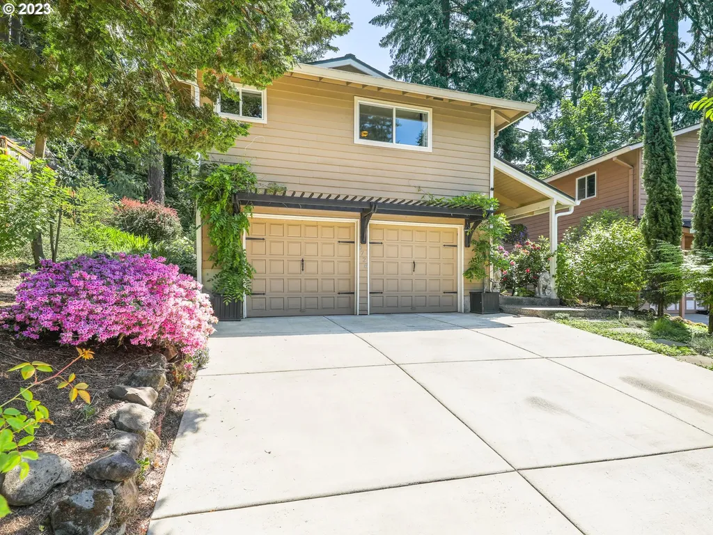 6726 Partridge Circle Gladstone OR 97027