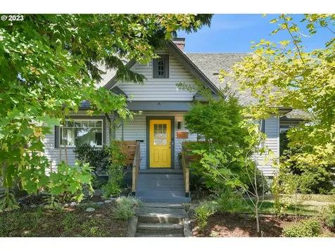 7155 N Mobile Avenue Portland OR 97217
