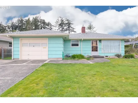 2034 Madrona Street North Bend OR 97459