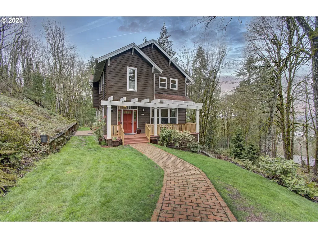 8923 Nw Mills Street Portland OR 97231