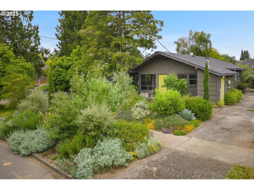 7609 N Leonard Street Portland OR 97203