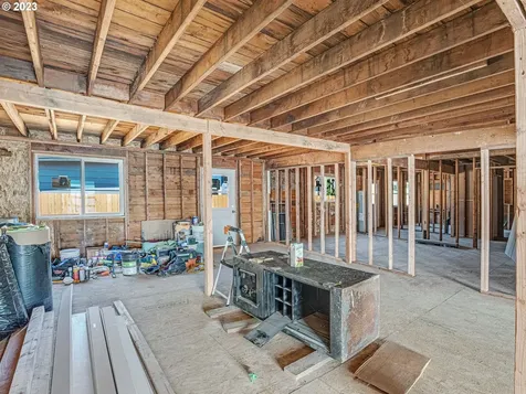 8001 Se 72nd Avenue Portland OR 97206