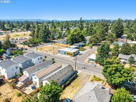 8001 Se 72nd Avenue Portland OR 97206