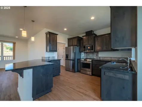 87142 Vesta Lane Bandon OR 97411