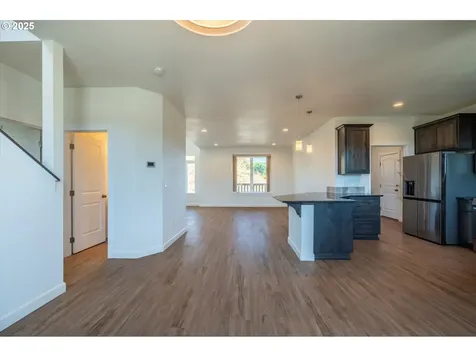87142 Vesta Lane Bandon OR 97411