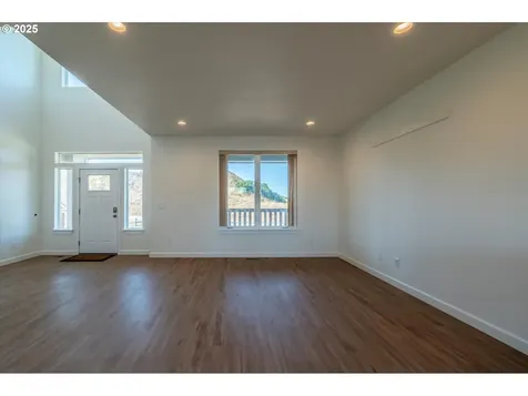 87142 Vesta Lane Bandon OR 97411